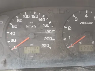 Nissan primera  1.6 SLX 1998