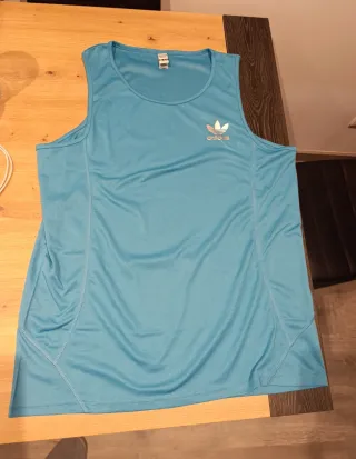 Camiseta Adidas sin mangas unisex azul