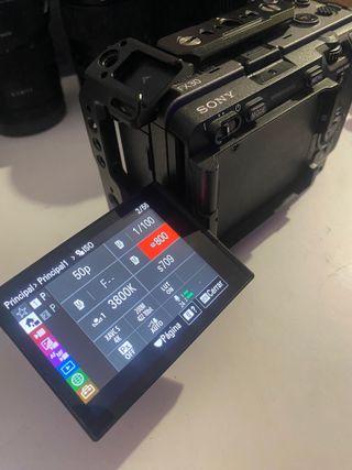 Sony FX30 + 4 Objetivos + Accesorios