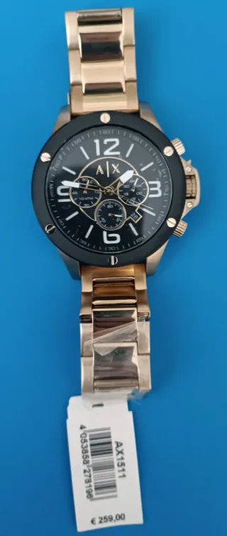 Reloj Armani Exchange Negro y Dorado.