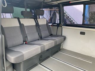 Volkswagen Multivan con techo elevable