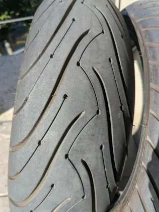 Michelin Pilot Road 3 2CT Neumáticos