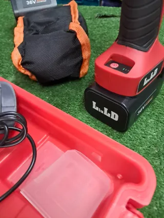 Cesoia Elettrica 36V 6000Ah Doppia Batteria