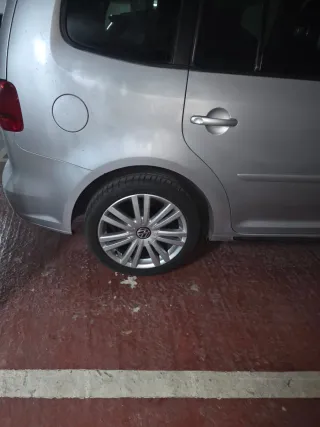 Juego de 4 neumáticos 215/45 R17 91W