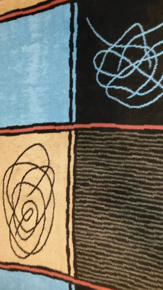 Manta de cama moderna beige y azul