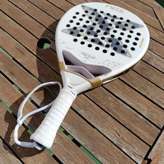 Pala NOX AT10 Genius 12K Alum Xtrem