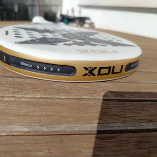 Pala NOX AT10 Genius 12K Alum Xtrem