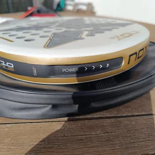 Pala NOX AT10 Genius 12K Alum Xtrem