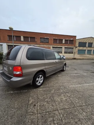 KIA Carnival 2005