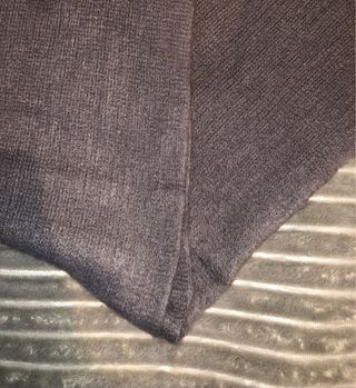 Bufanda cerrada gris suave