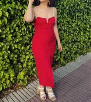 Vestido rojo entallado de tirantes zara