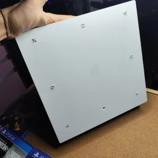 PlayStation 4 Pro 1TB Bianca + 1 controller