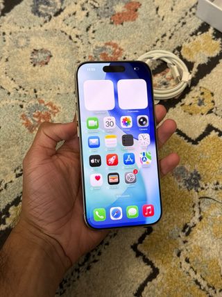 PRE-ESTRENO Iphone 16 Pro 100% Bateria