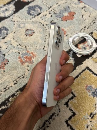 PRE-ESTRENO Iphone 16 Pro 100% Bateria