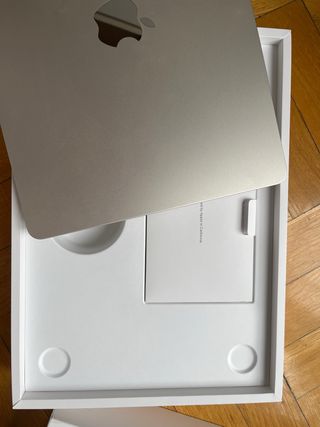 MacBook Air 13,6 M2 256GB Plata