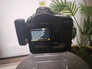 Canon 1D Mark IV Negra