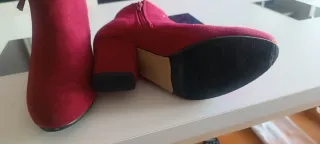Botas rojas de tacón