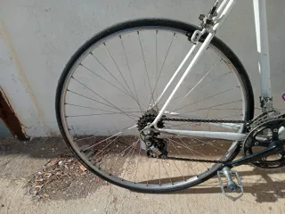 Bicicleta de carretera GAC PASSER