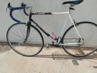 Bicicleta de carretera GAC PASSER