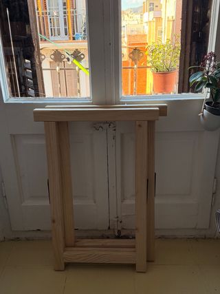 Caballete de pino sin usar