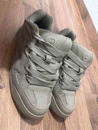 Zapatillas Bershka Talla 44 Beige/Gris