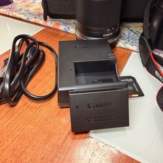 Cámara Canon EOS R100 Negra