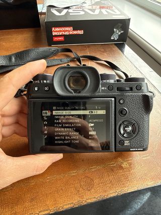 Fujifilm XT2 + Objetivo Fujifilm F2 35mm R WR