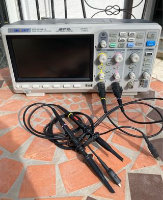 Osciloscopio Siglent SDS1202X-E 200MHz