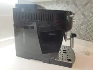 Cafetera DeLonghi Magnífica S Automática