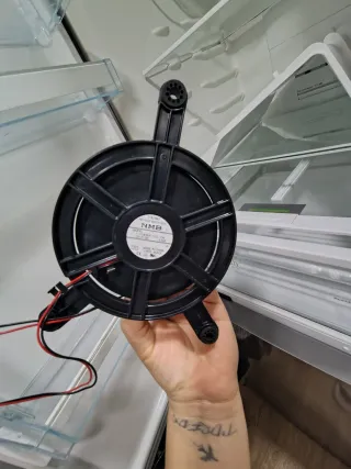 Ventilador NMB Nevera Bosch