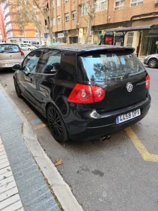 Volkswagen Golf 2005