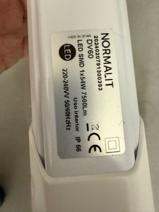 Luminaria estanca Normalit 54W 1500mm