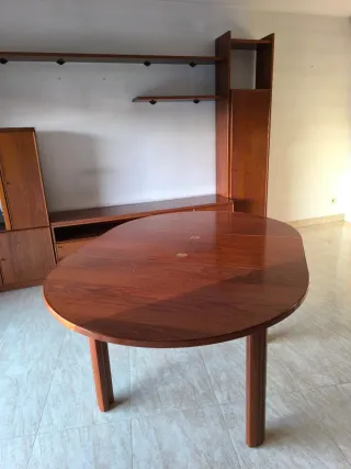 Mesa redonda extensible de madera