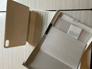 Magic Keyboard para iPad Apple Branco