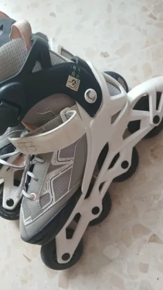 Patines en línea niña talla hasta 38. Regalo casco