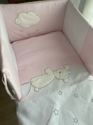 Protector y colcha Petit Praia oso