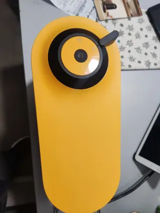 Cafetera Nespresso fabricada por De'Longhi