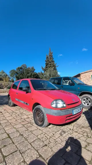 Renault Clio 1999