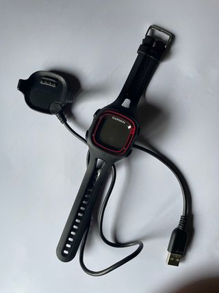 Reloj Garmin Forerunner 10 + Cargador