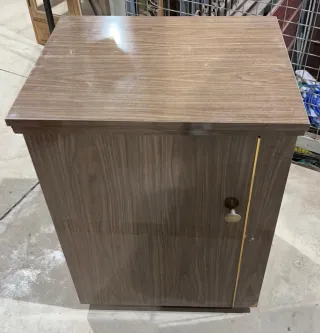 Máquina de coser Alfa antigua