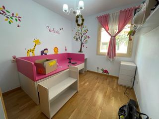 Dormitorio infantil de madera completo