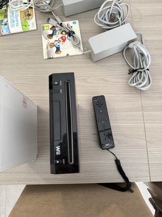 Nintendo Wii con juegos y accesorios