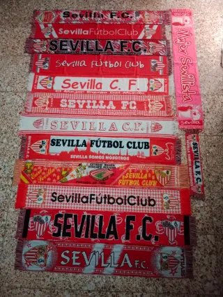 27 Bufandas Sevilla C.F