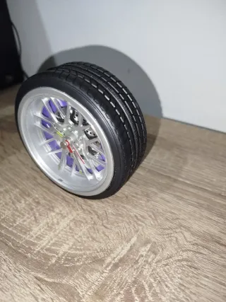 Reloj Rueda Coche Plata y Morado