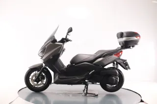 YAMAHA X-Max 250 2016