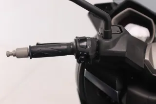 YAMAHA X-Max 250 2016