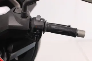 YAMAHA X-Max 250 2016