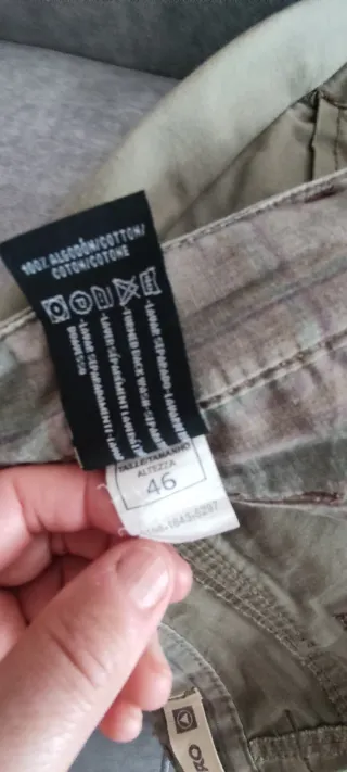 Pantalón corto hombre verde oliva