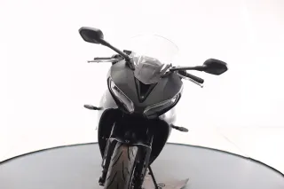 TRIUMPH DAYTONA 660 2026