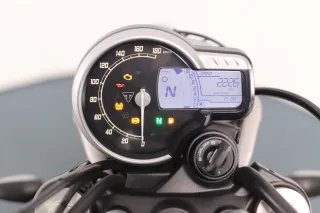 TRIUMPH SCRAMBLER 400 X 2025